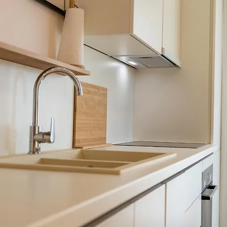 Apartman Studio & Conopeum Zára