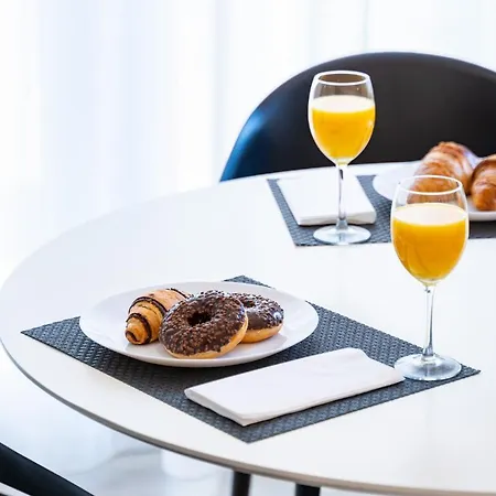 Studio & Conopeum Apartament