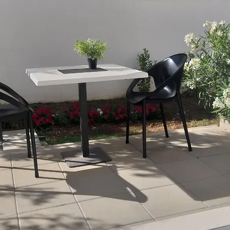Studio & Conopeum Apartament Zadar